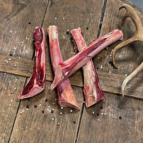 Märgben av renkött som du kan köpa online hos Swedish Wild